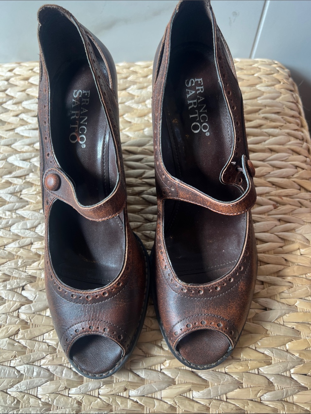 Franco Sarto Chestnut Brown Mary Jane Peep-Toe Heels size 7.5